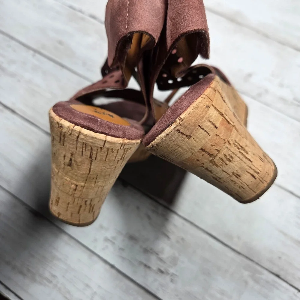 EuroSoft by Sofft Laser Cut Cork Wedge Sandals Women‎ 6M Mauve Brown ES0004529